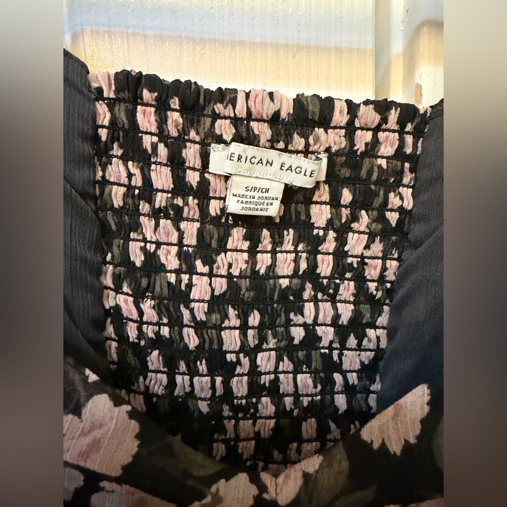American Eagle Outfitters Black and Pink Floral Blouse - Picture 3 of 4